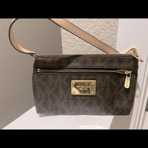 Michael Kors Logo Wristlet